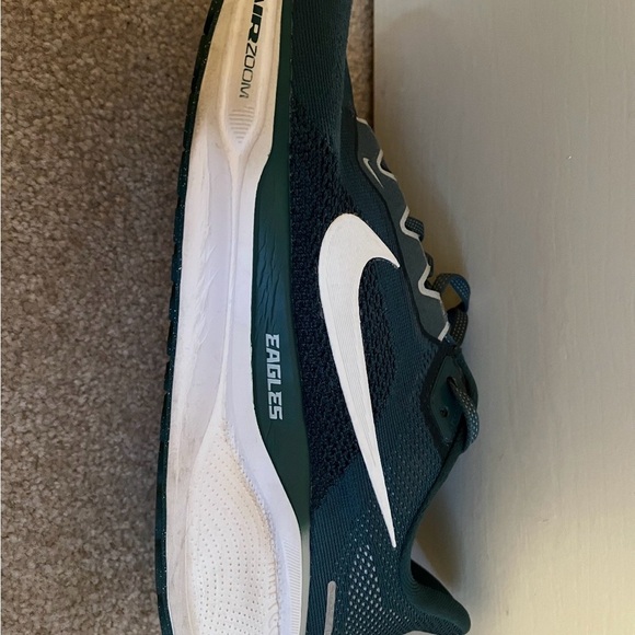 Nike Air Zoom Pegasus Eagles Running Shoes Men’s 11.5 Green FZ5083-300 main image 4